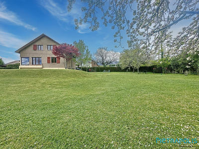 Maison traditionnelle - 125 m² - 4 pièces