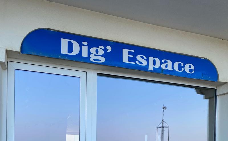 Dig 'espace  : Exposition - Mme Vanderbrooke