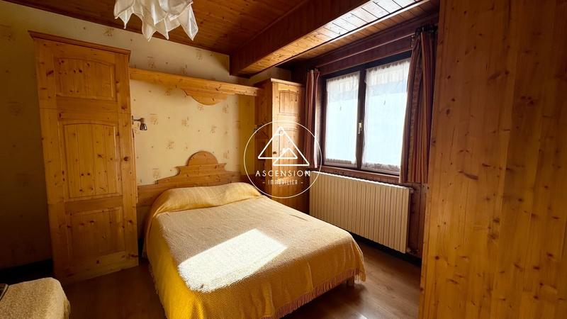 Châlet - 266 m² - 14 pièces