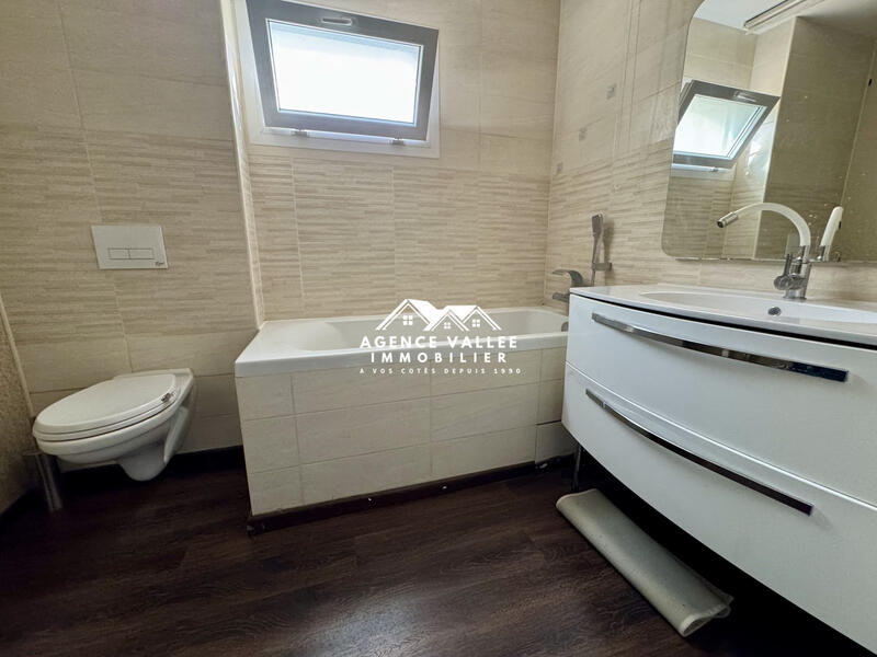 Maison - 114 m² - 6 pièces