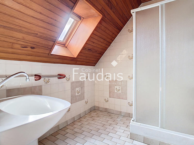 Maison - 111 m² - 5 pièces