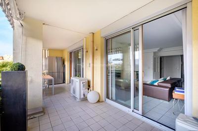 Appartement - 135 m² - 6 pièces