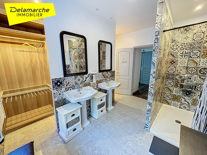 Appartement - 108 m² - 4 pièces