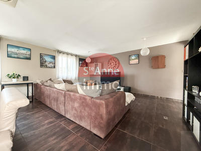 Maison - 192 m² - 6 pièces