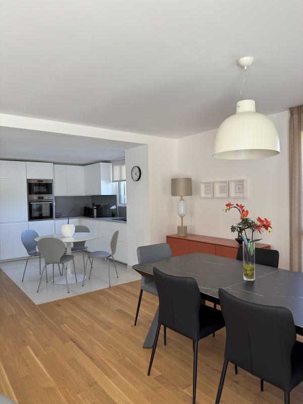 Appartement - 128 m² - 5 pièces