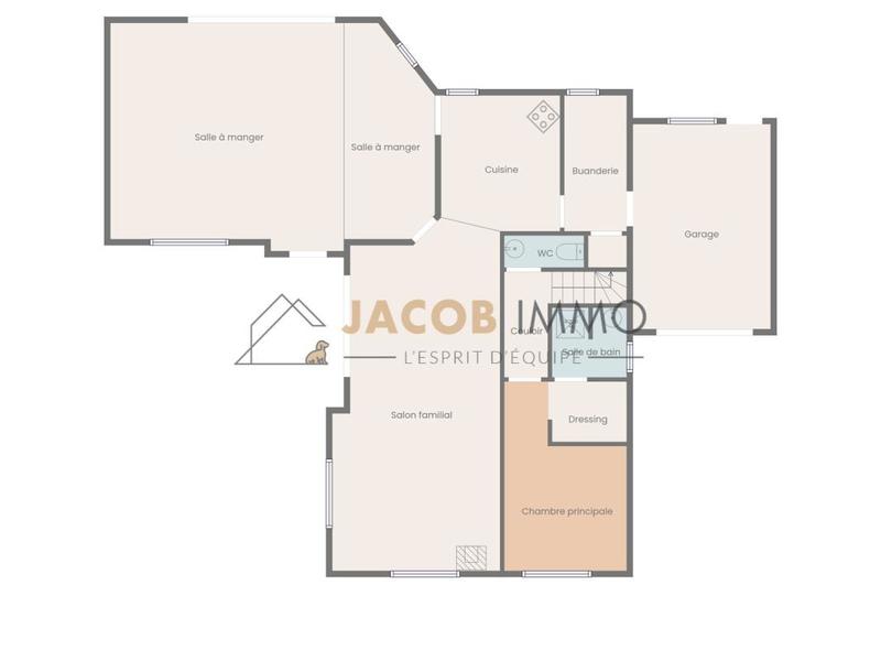 Maison - 173 m² - 8 pièces