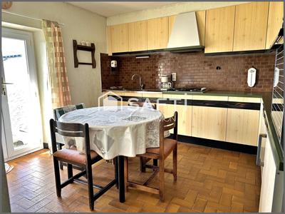 Maison - 146 m² - 4 pièces