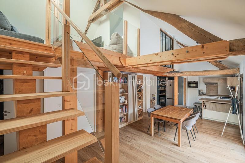 Duplex - 82 m² - 4 pièces