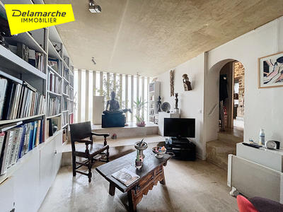 Maison - 247 m² - 8 pièces