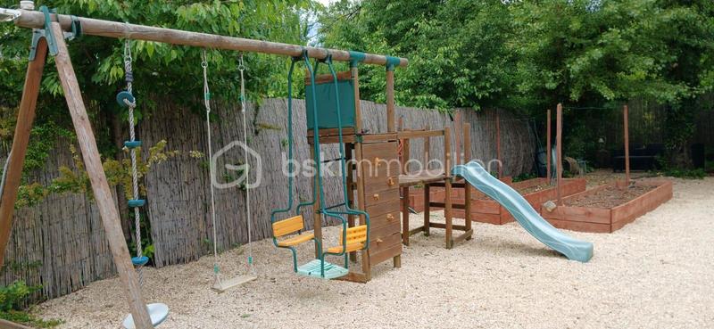 Maison - 130 m² - 5 pièces