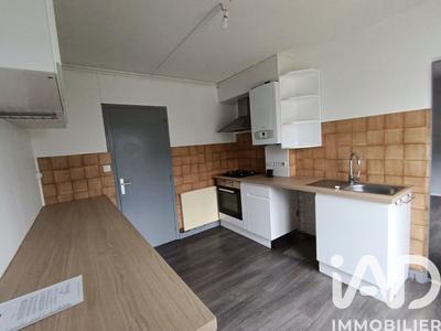 Maison - 84 m² - 4 pièces
