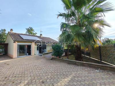 Maison traditionnelle - 77 m² - 3 pièces