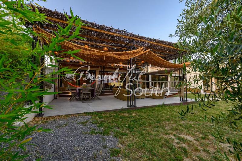 Maison - 230 m² - 5 pièces