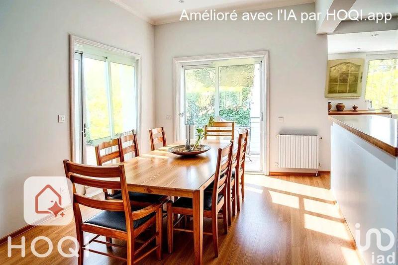 Maison - 215 m² - 5 pièces