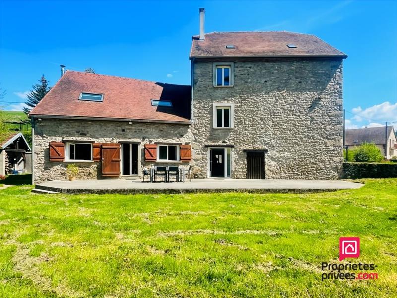 Maison - 260 m² - 6 pièces