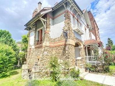 Maison bourgeoise - 190 m² - 7 pièces