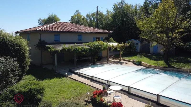 Maison - 163 m² - 5 pièces