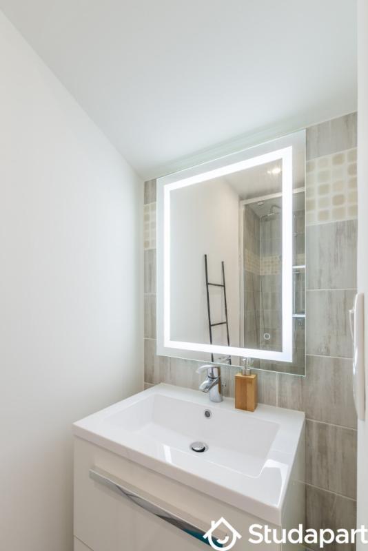 Chambre - 9 m² - 1 pièce