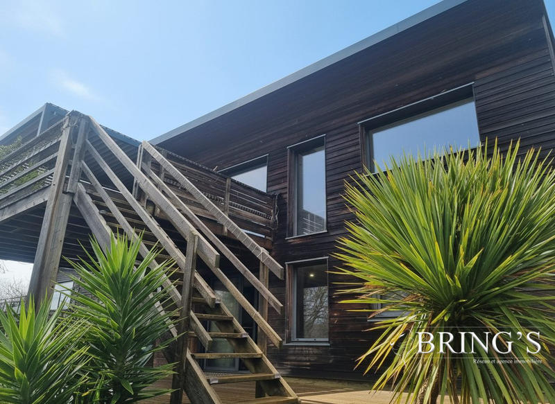 Maison contemporaine - 163 m² - 5 pièces