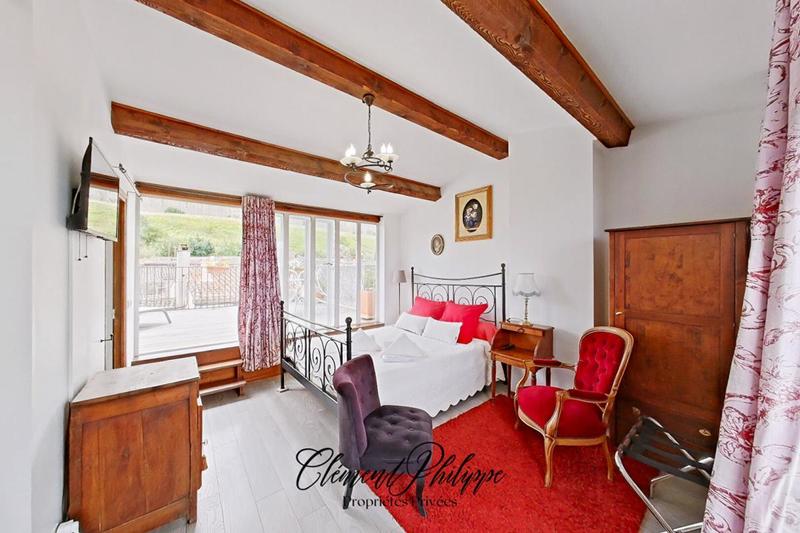 Maison - 177 m² - 6 pièces