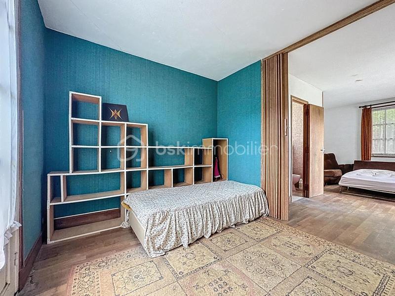 Propriété - 150 m² - 8 pièces