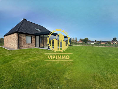 Maison - 180 m² - 5 pièces