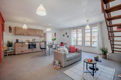 Duplex - 95 m² - 4 pièces