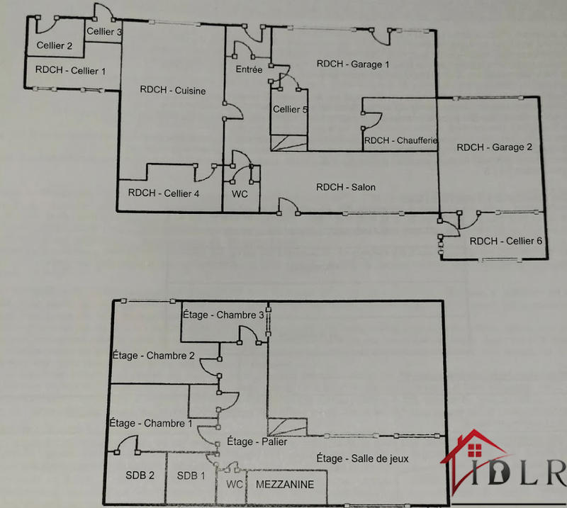 Maison - 225 m² - 7 pièces