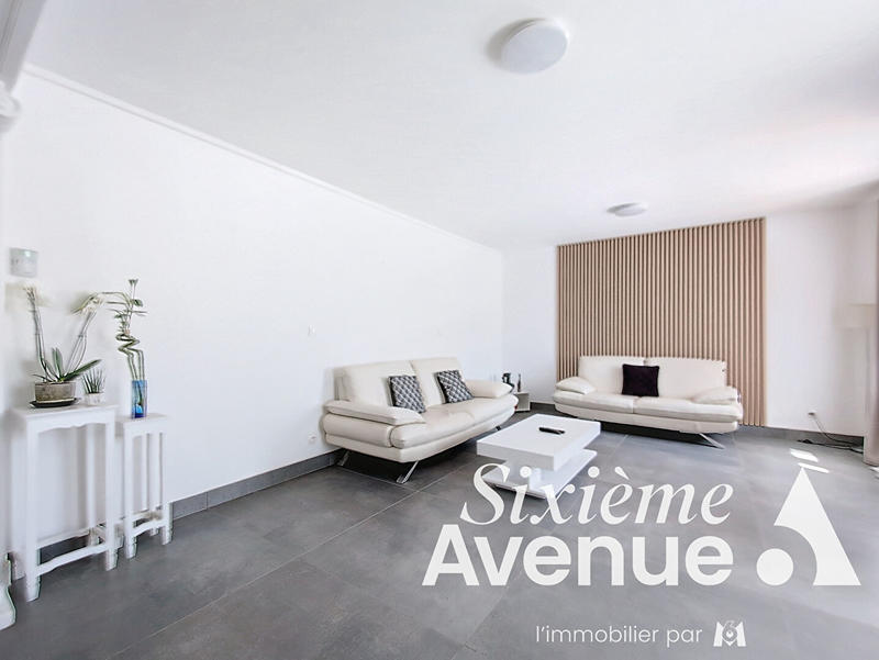 Maison - 146 m² - 8 pièces