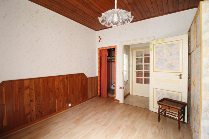 Maison - 208 m² - 10 pièces