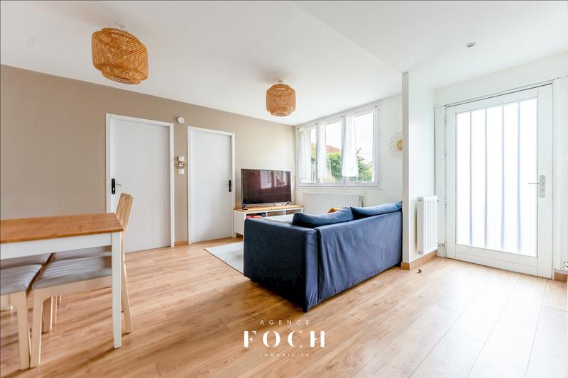 Appartement - 102 m² - 5 pièces