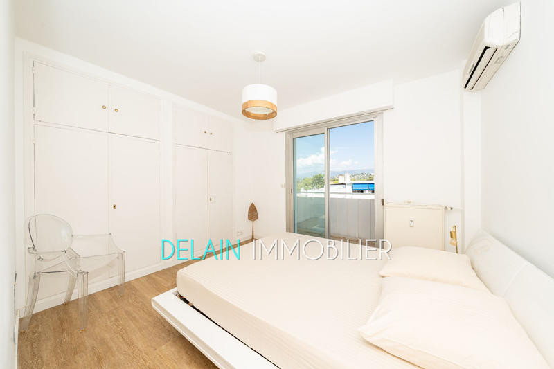 Appartement - 90 m² - 3 pièces