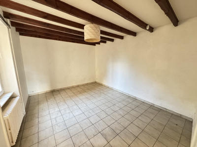 Maison - 95 m² - 6 pièces
