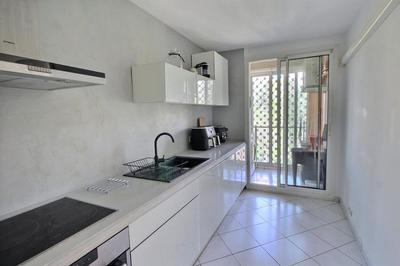 Appartement - 75 m² - 4 pièces