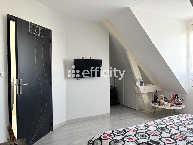 Maison - 168 m² - 7 pièces