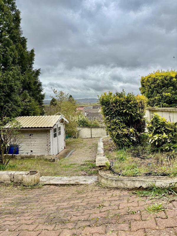 Maison traditionnelle - 163 m² - 6 pièces