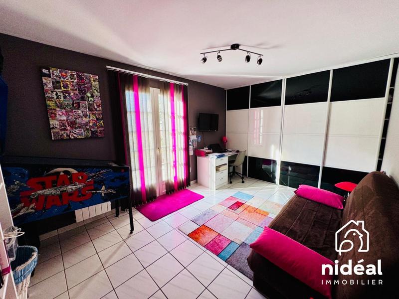 Maison - 152 m² - 6 pièces