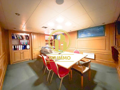 Bureau - 219 m² - 10 pièces