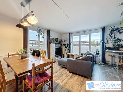 Appartement - 67 m² - 3 pièces