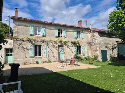 Maison en pierre - 122 m² - 4 pièces