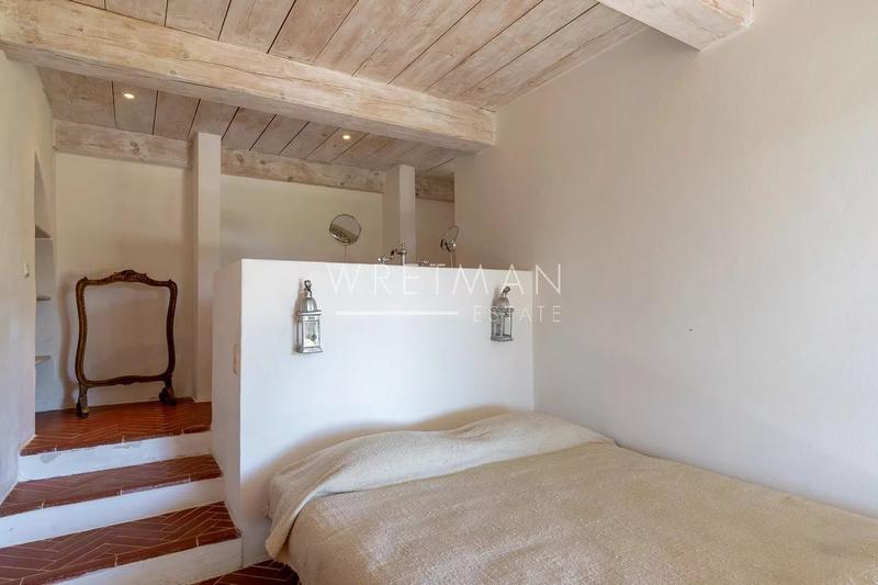 Propriété - 550 m² - 11 pièces