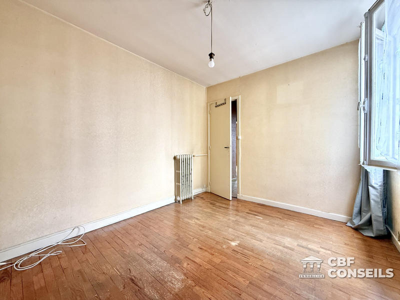 Appartement - 90 m² - 5 pièces