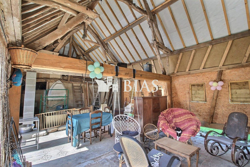 Maison ancienne - 258 m² - 15 pièces