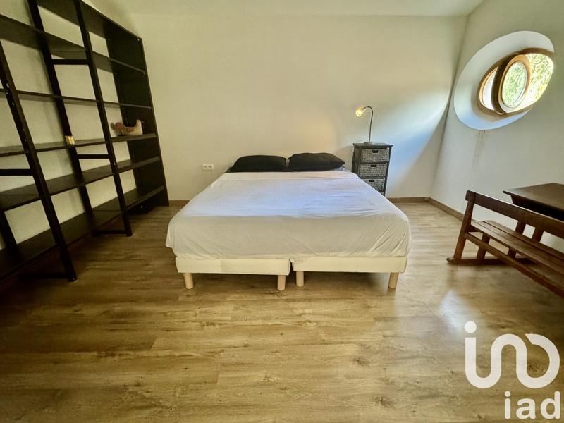 Maison - 350 m² - 9 pièces