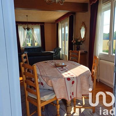 Maison - 168 m² - 7 pièces