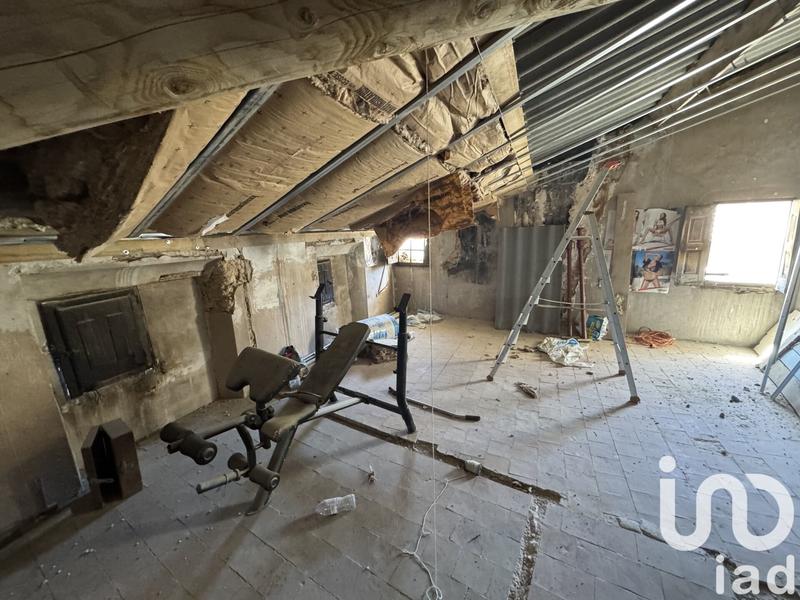 Maison - 202 m² - 6 pièces