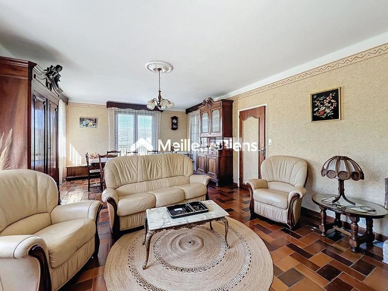 Maison - 148 m² - 9 pièces