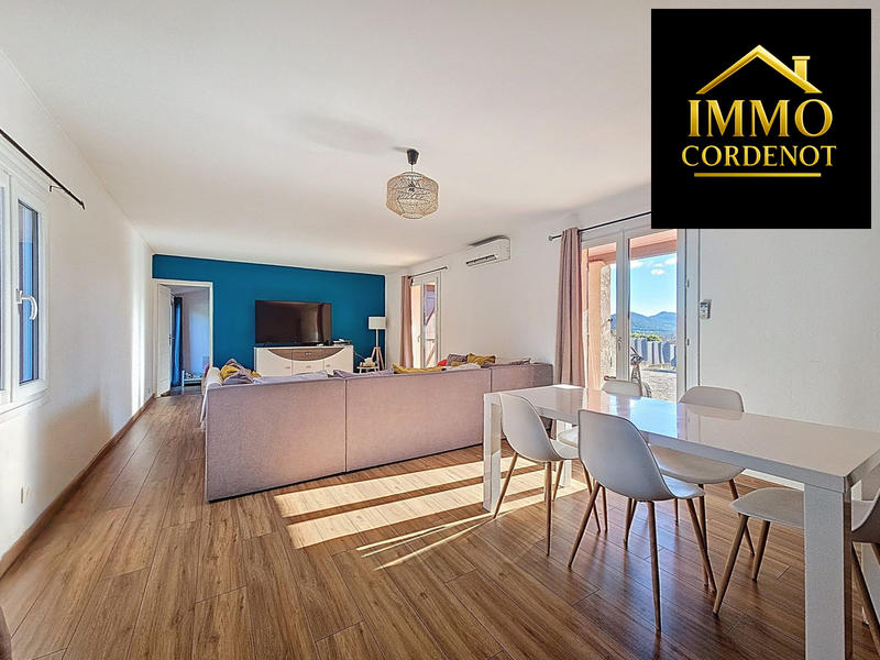 Maison - 111 m² - 4 pièces