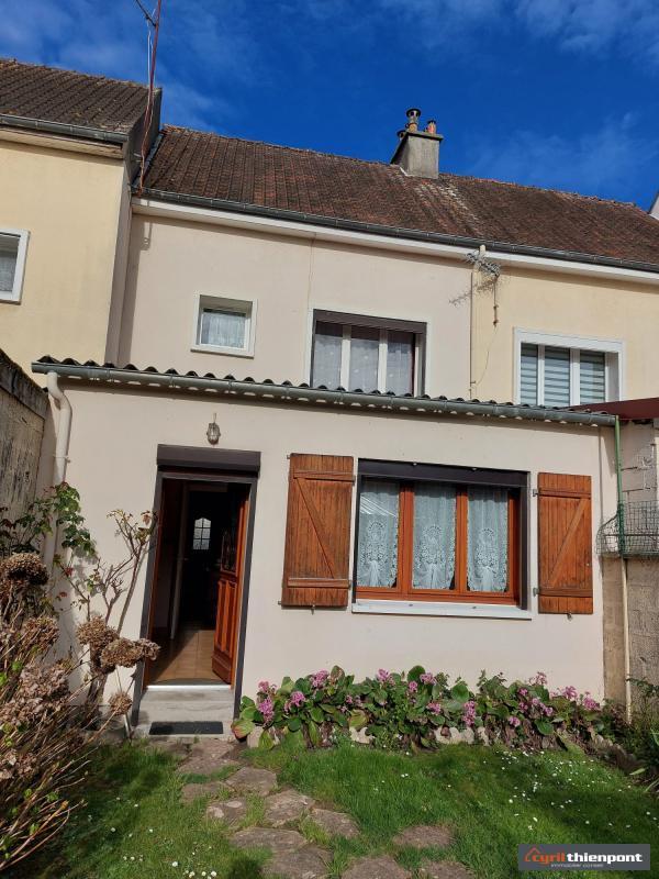 Maison - 88 m² - 5 pièces