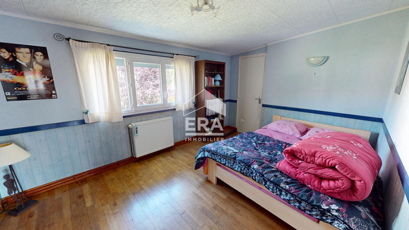 Maison - 143 m² - 7 pièces